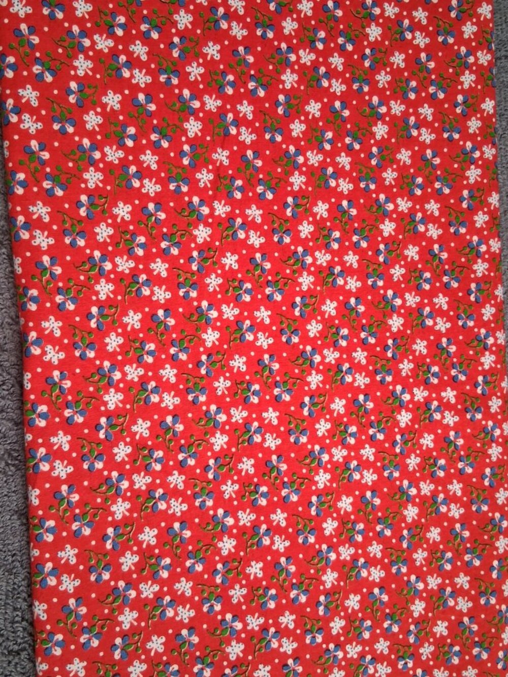 Red Fabric Bundle - Picture 3 of 8